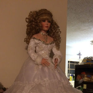 Meet your Posher, Nina